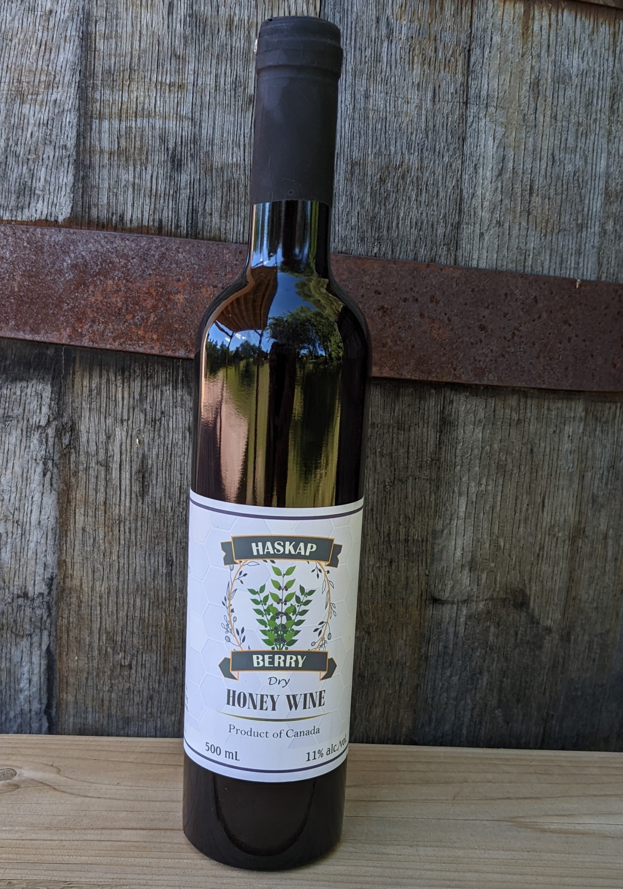 Haskap Elderberry Dry Mead Circling Hawk Honey & Mead